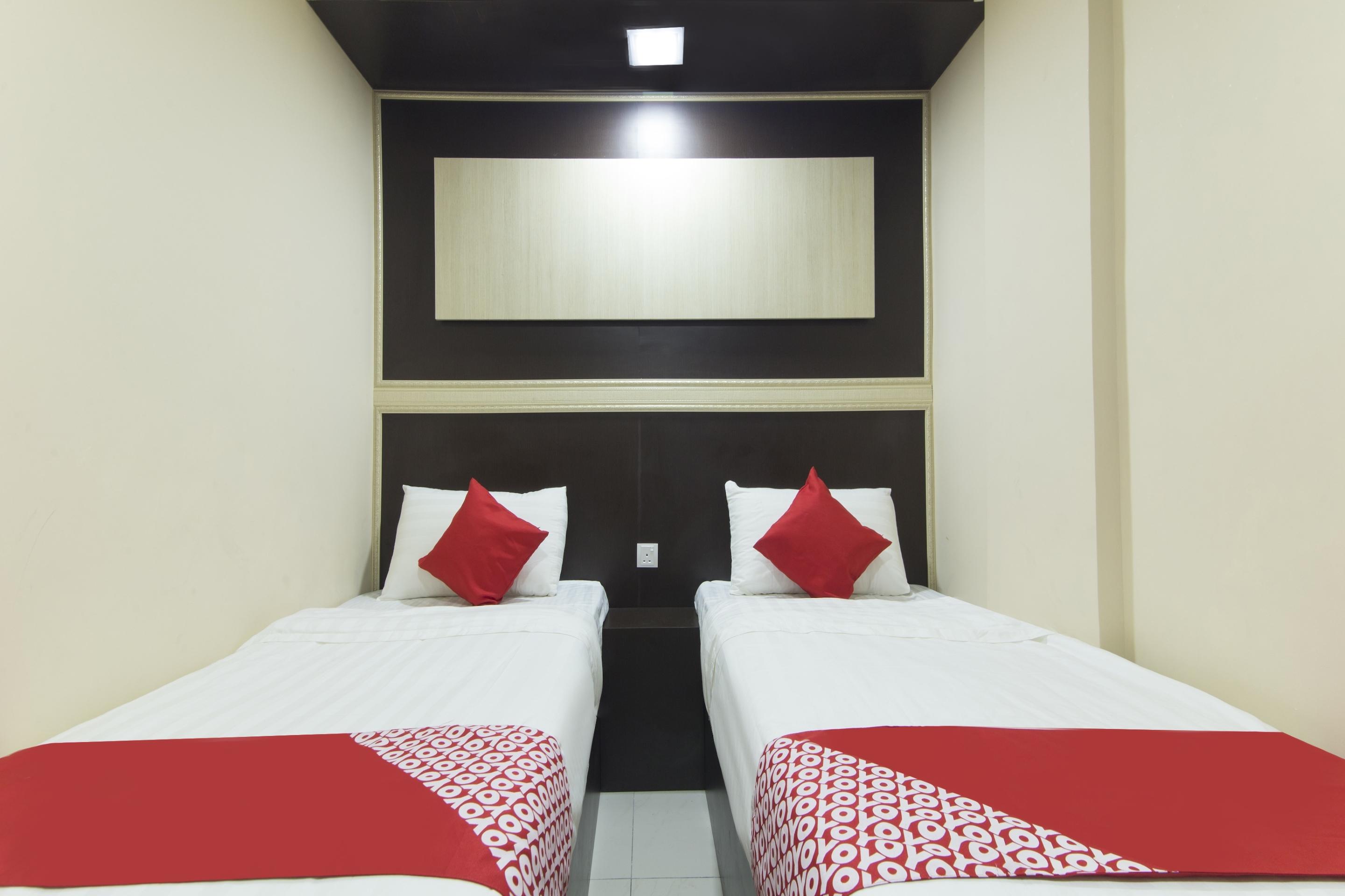 Oyo 697 Niche Valley Hotel Kuala Lumpur Bagian luar foto