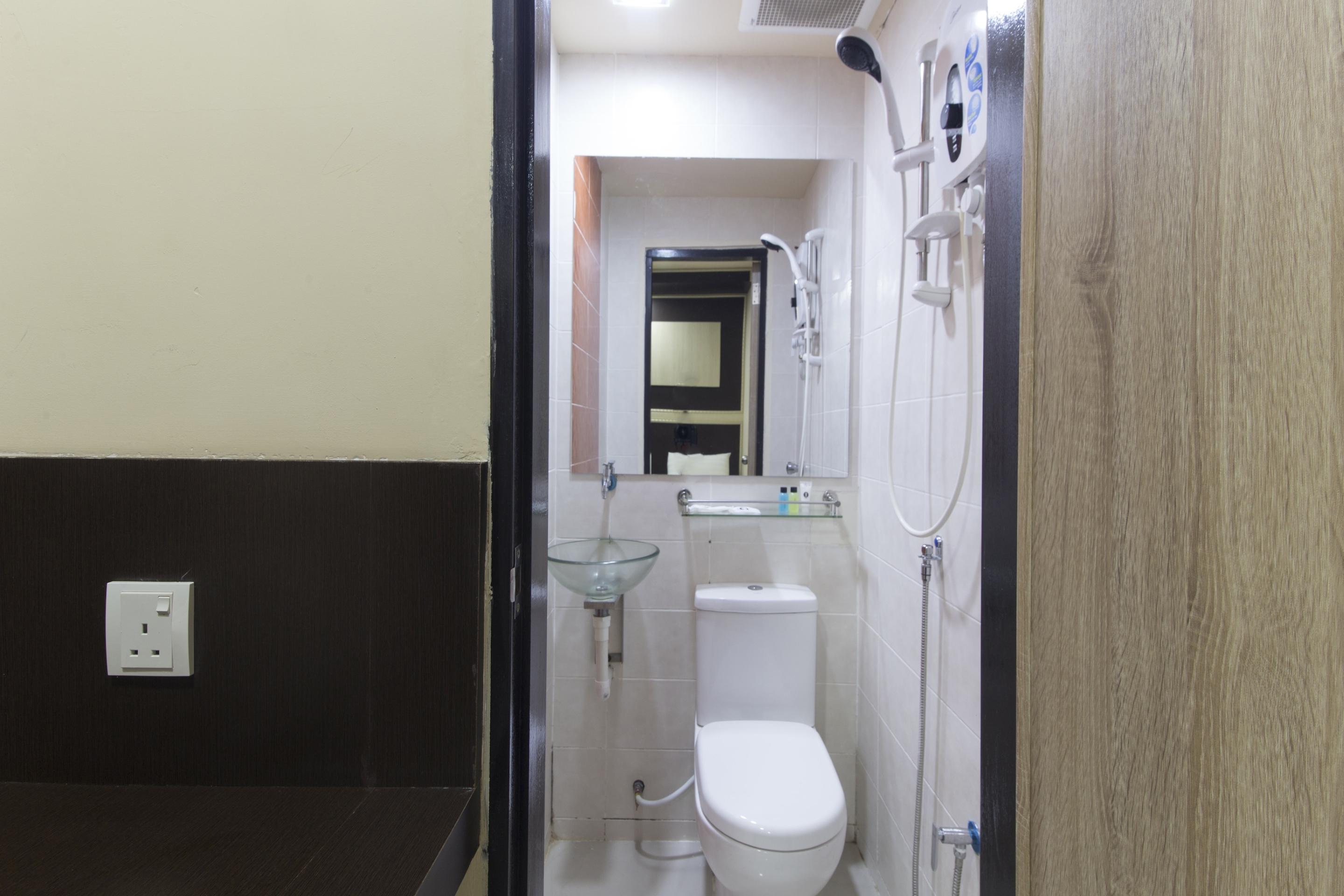 Oyo 697 Niche Valley Hotel Kuala Lumpur Bagian luar foto