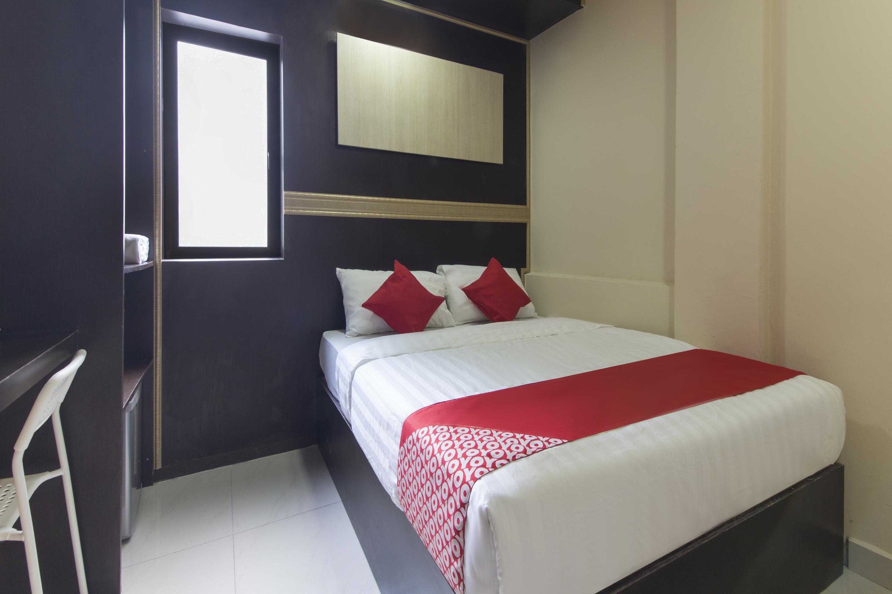 Oyo 697 Niche Valley Hotel Kuala Lumpur Bagian luar foto