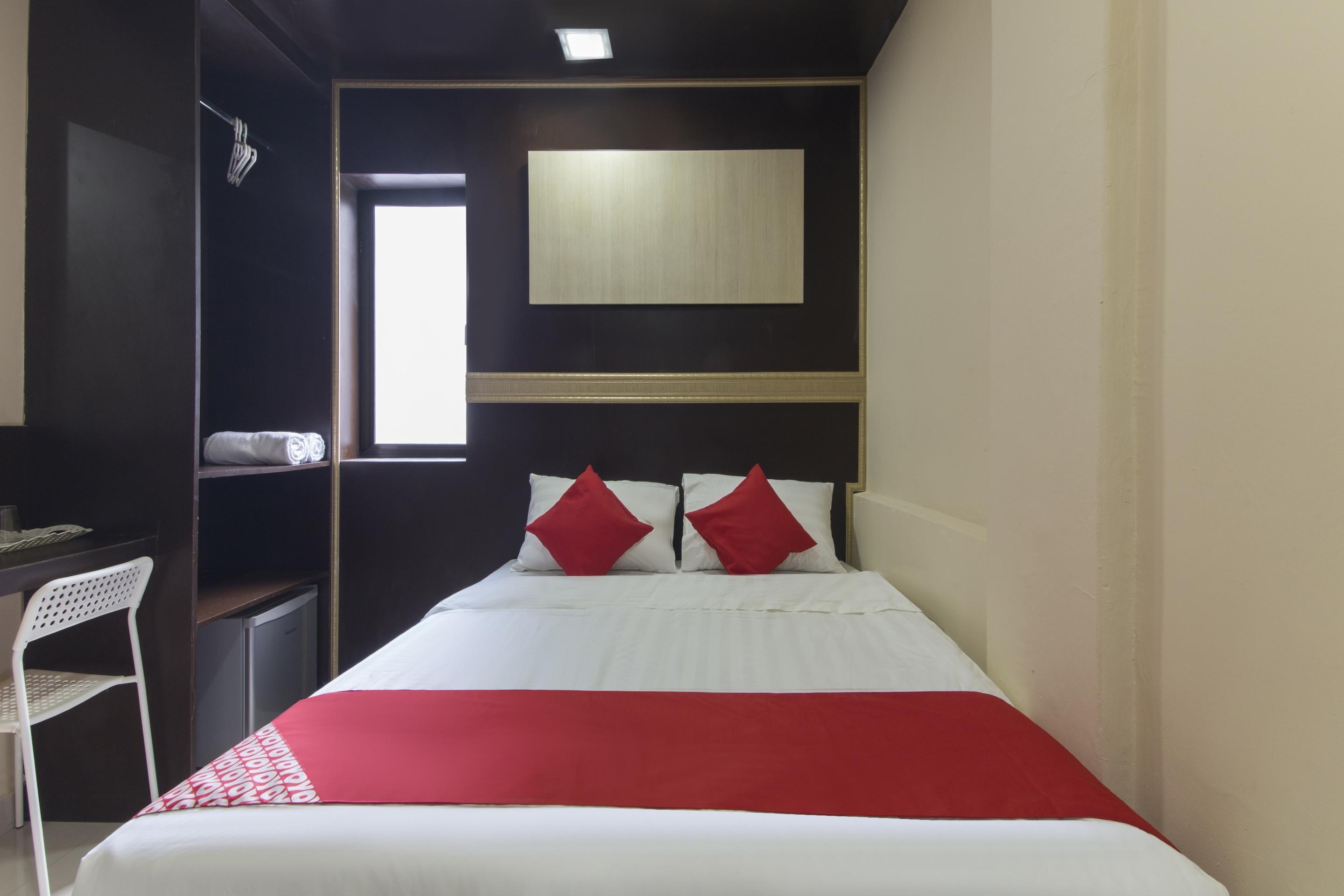 Oyo 697 Niche Valley Hotel Kuala Lumpur Bagian luar foto